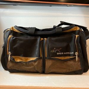 Greg Norman large Athletic black bag with several pockets